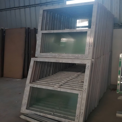 Moderne woonkamer hangende gordijn type aluminium legering drievoudig glas schuifdeuren en ramen