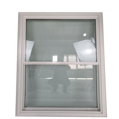 PVC-reflecterend vaste dubbelhangen venster in zwart vinyl-upvc-materiaal met swing open stijl